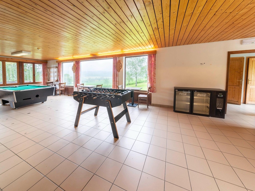 Villa in Ardennes With Sauna and Jacuzzi