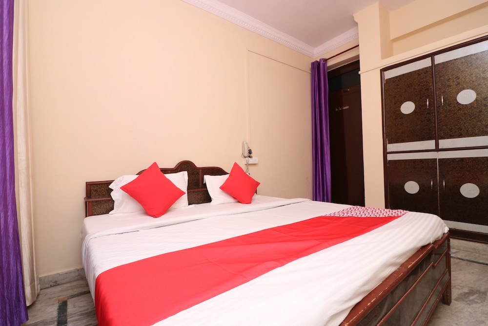 OYO 26582 Hotel Kings view 3