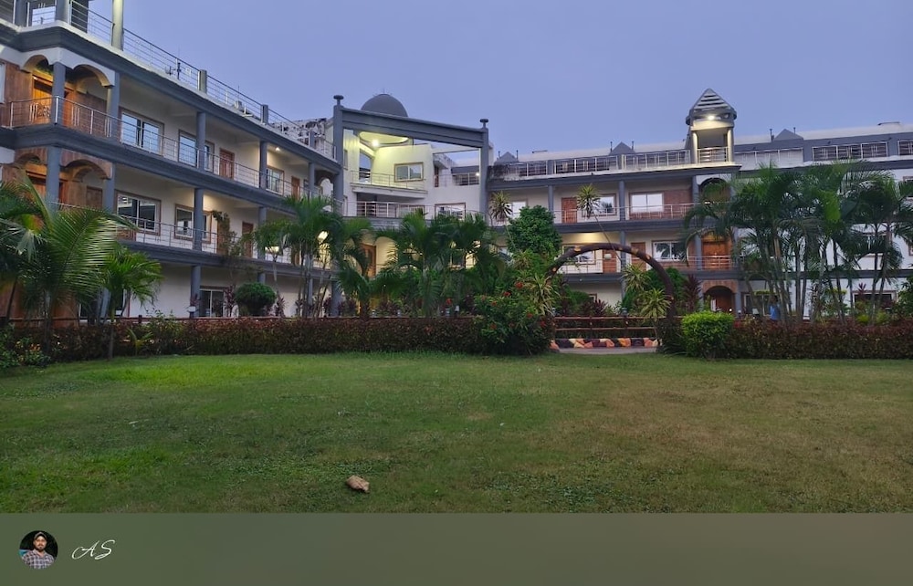 Hotel MIPL
