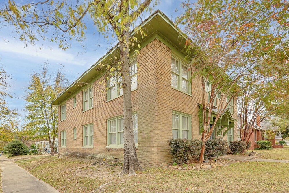 Easy Highway Access: Texarkana Condo Near Dtwn