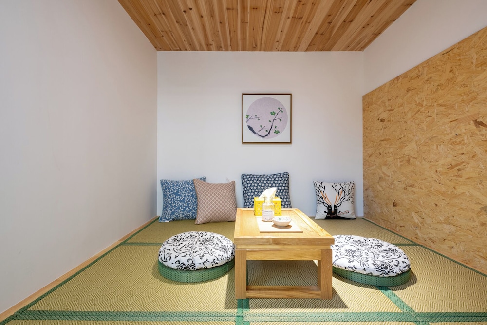 Shanghai Hills&XING 132 Family Homestay