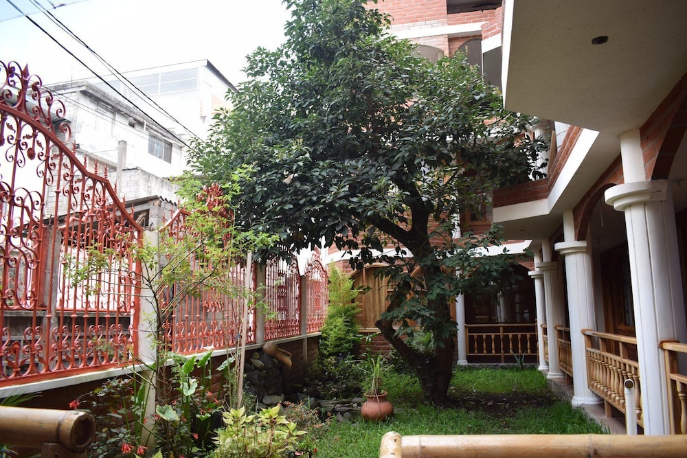 Hotel Cañaveral - Image 1