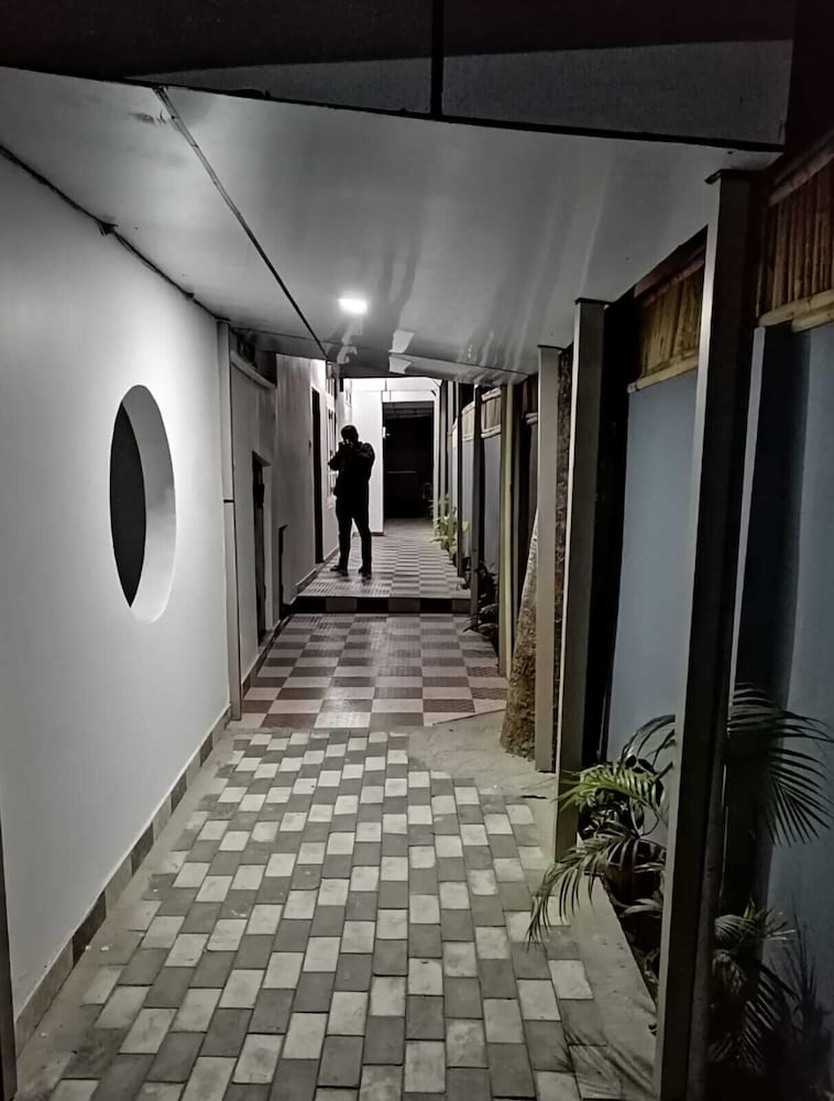 172 LBS - A BOUTIQUE GUEST HOUSE