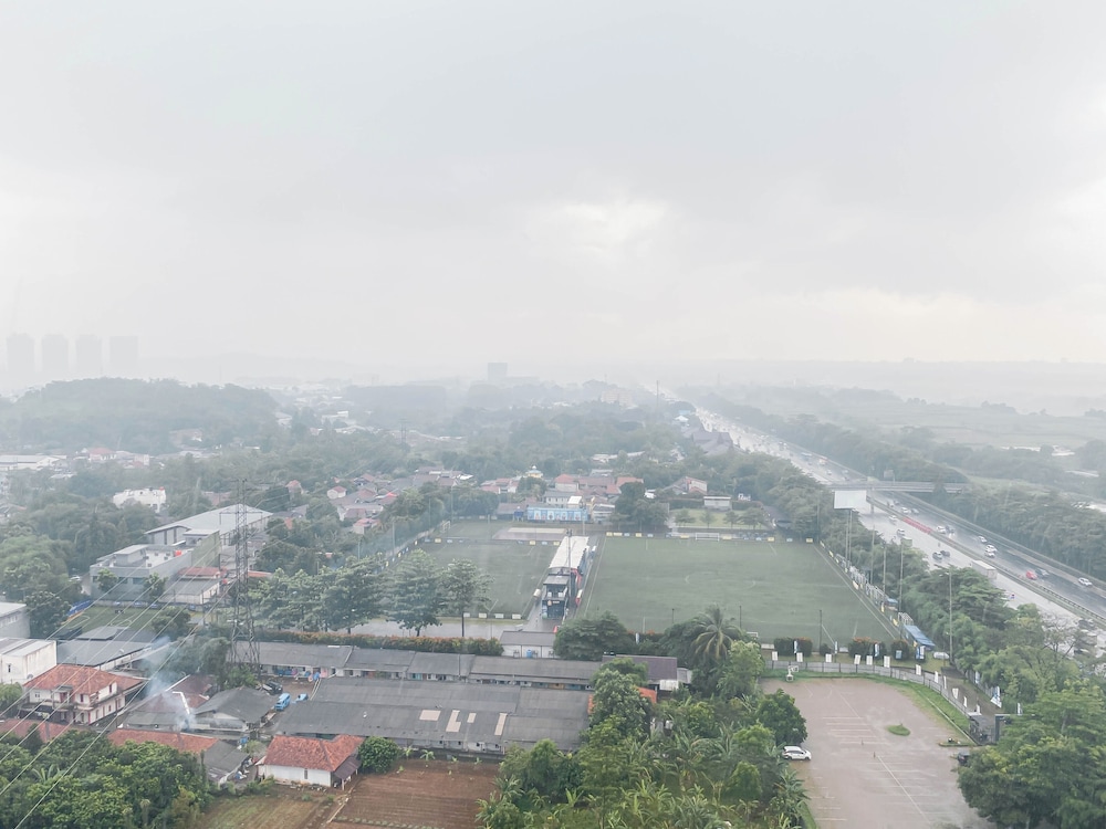 Cozy And Best Place Studio Apartment Royal Sentul Park