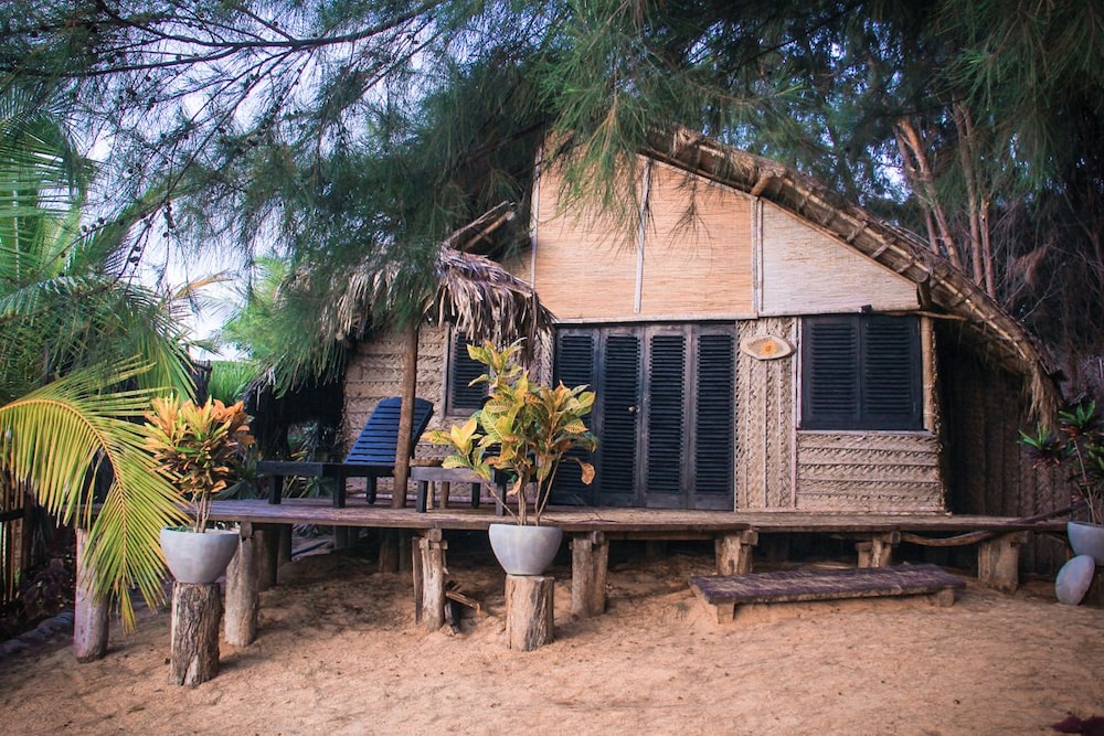Palagama Beach