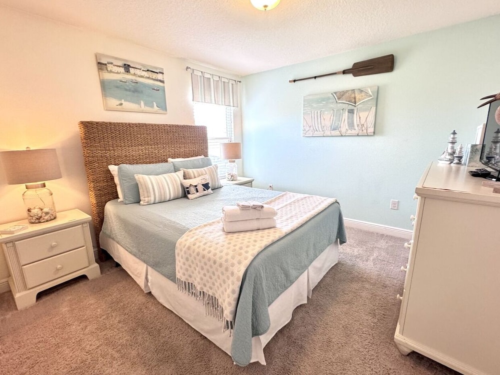 Solterra 6Br Retreat W/ Lazy River & Water Slide