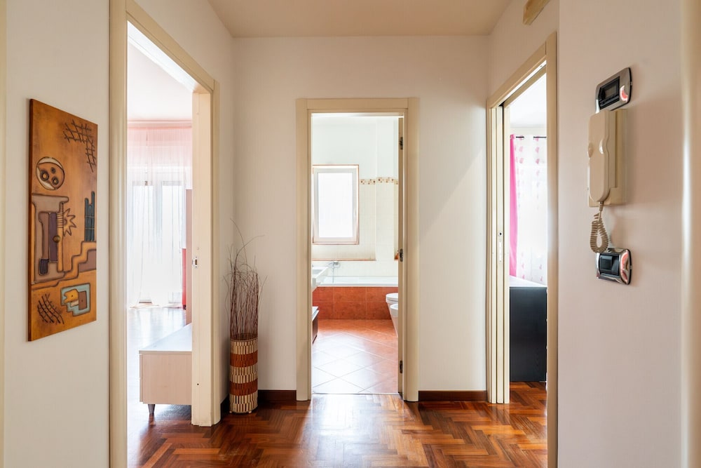 Roomy Family Apartment by Wonderful Italy