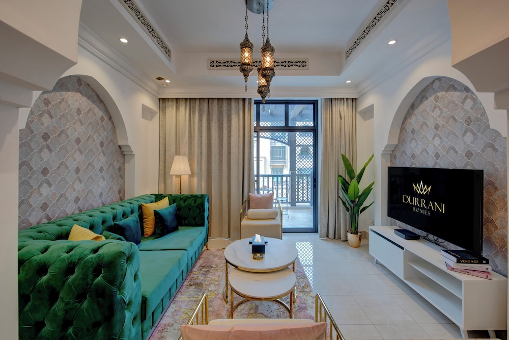 Durrani Homes - Souk Al Bahar Living Besides Burj khalifa & Fountain