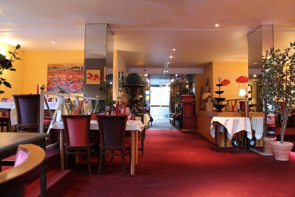 Brides-les-Bains Vacations - Hotel Le Verseau - Property Image 4