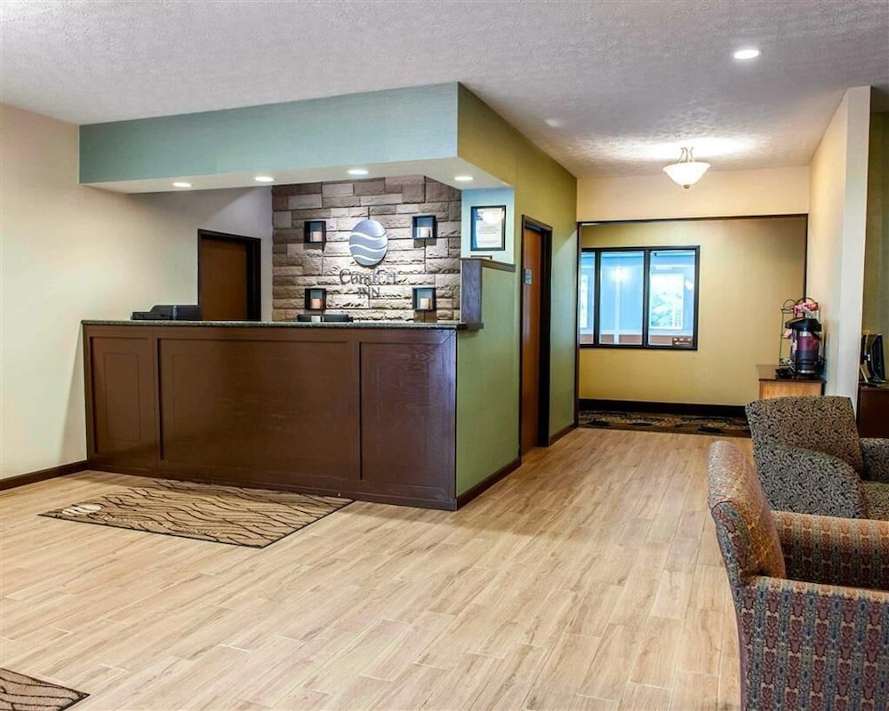 Baymont by Wyndham Richmond I-70 view 2