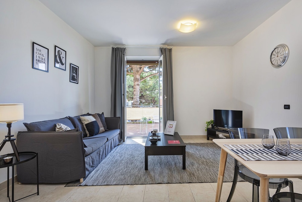 Genoa Vacations - Shelley Apartments By Wonderful Italy - Property Image 32