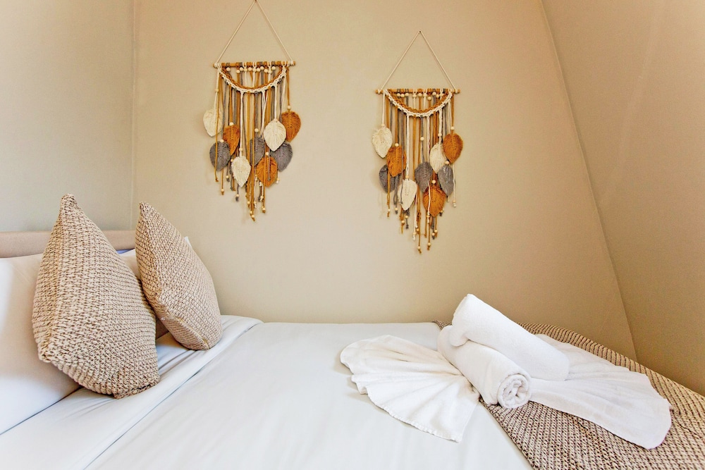Imperial Hogarth Road Apartment