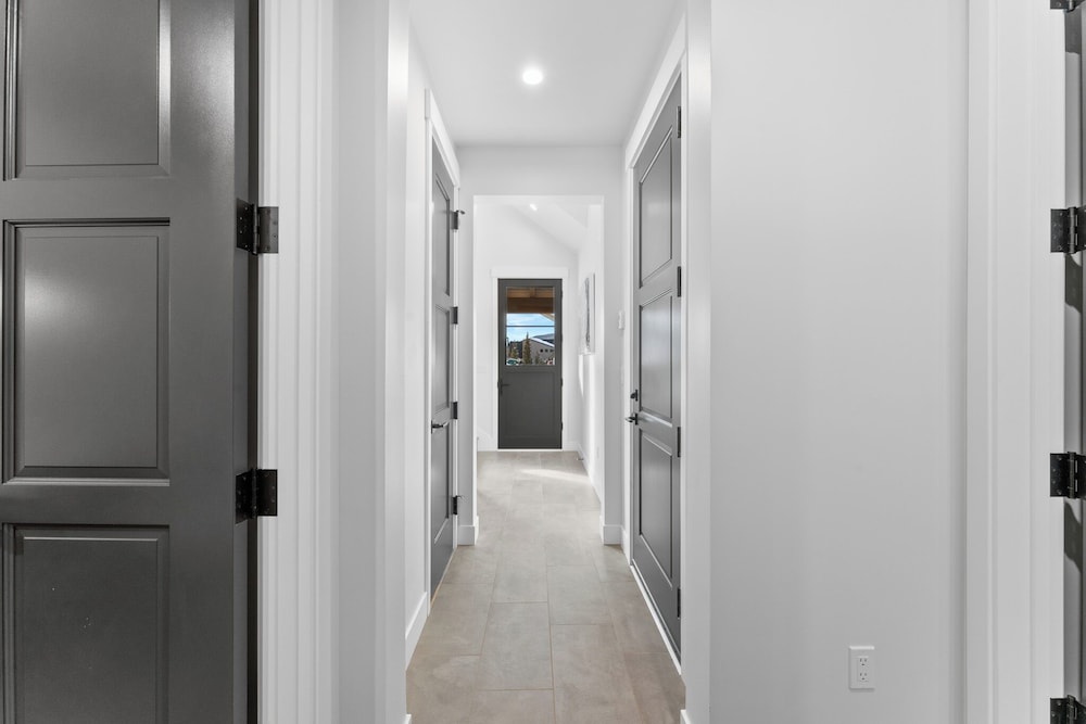 Alcove Unit 69