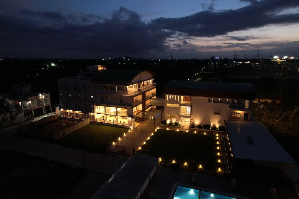 Harikaa Resort