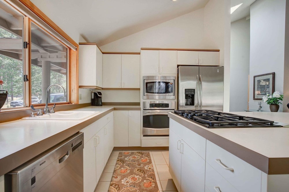 Rocky Mountain 4 3 Bedroom Home