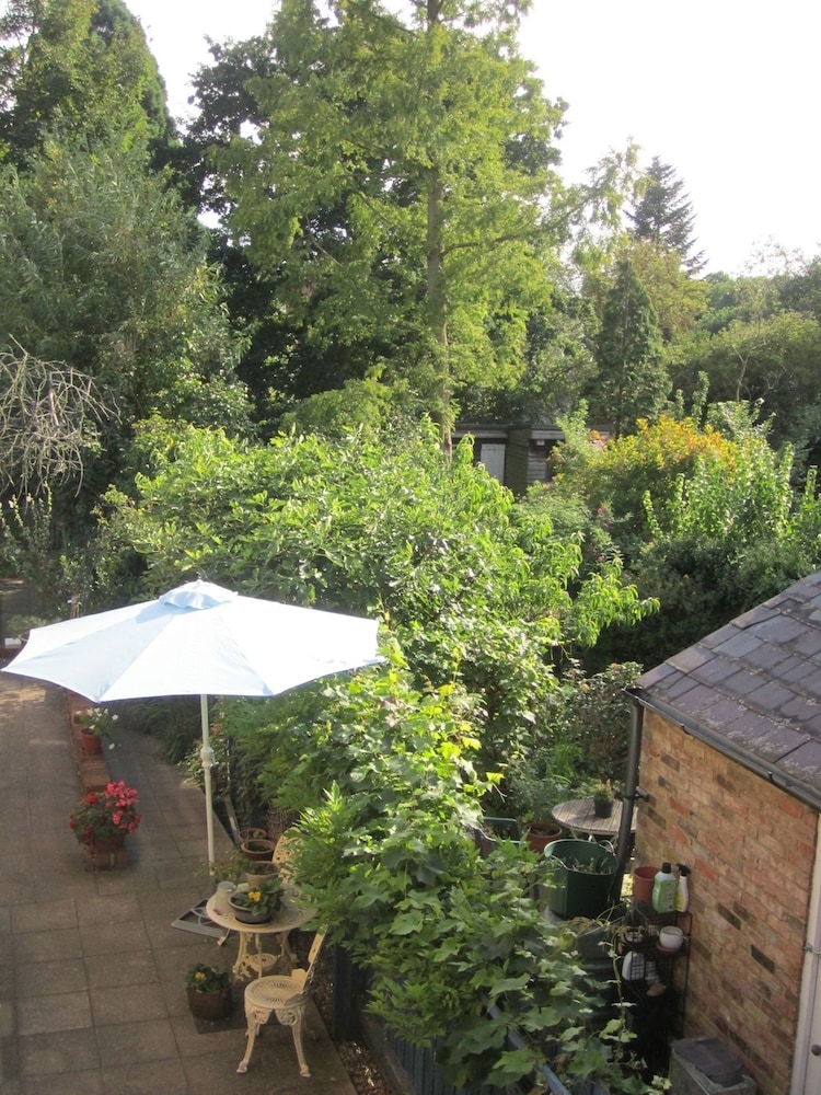 Grange Guest House 3