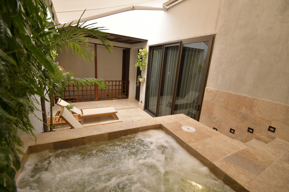 Colonial loft in Cartagena old town