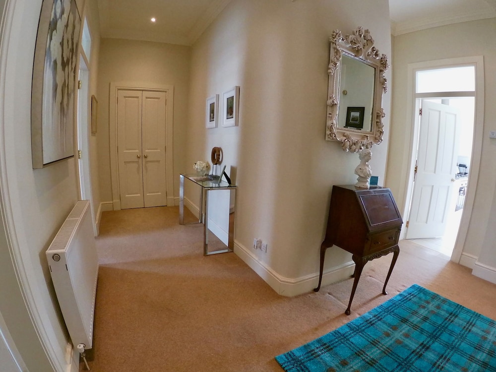 Escape To Edinburgh @ Broughton Place view 3