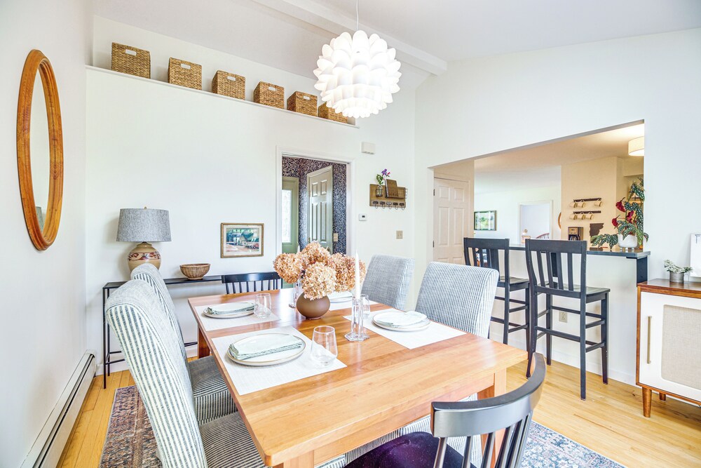 Family Getaway w/ Deck: 3 Mi to Lake Champlain
