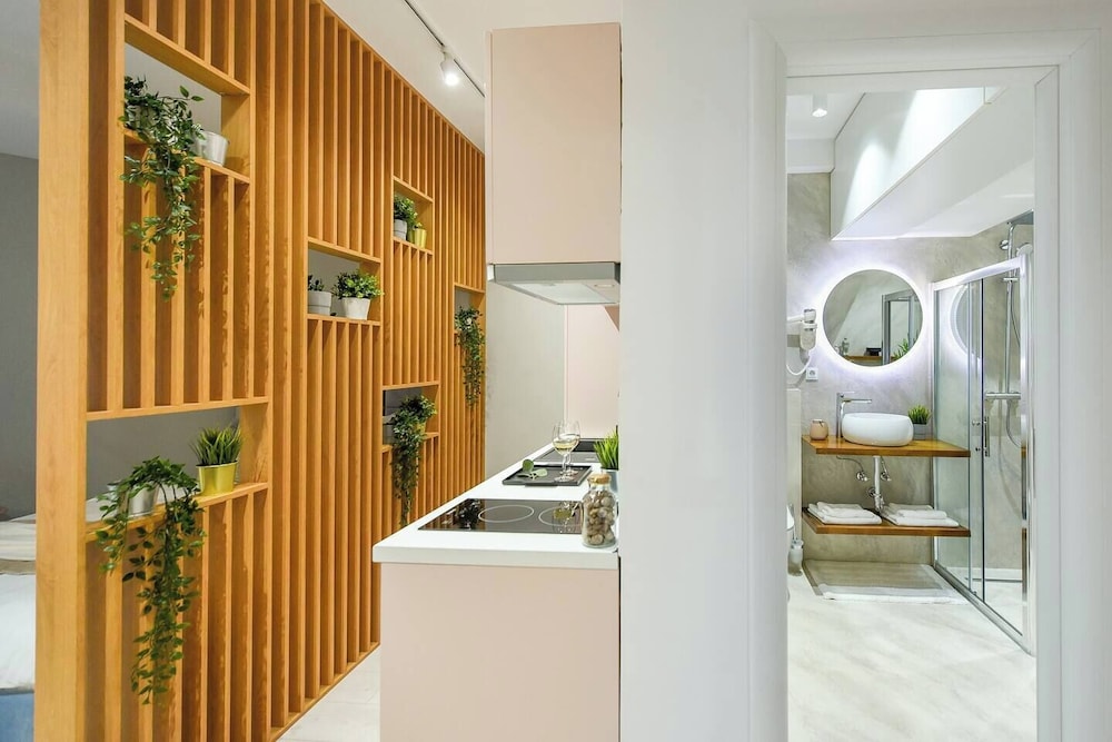 Aiastay Bucharest River Apartments