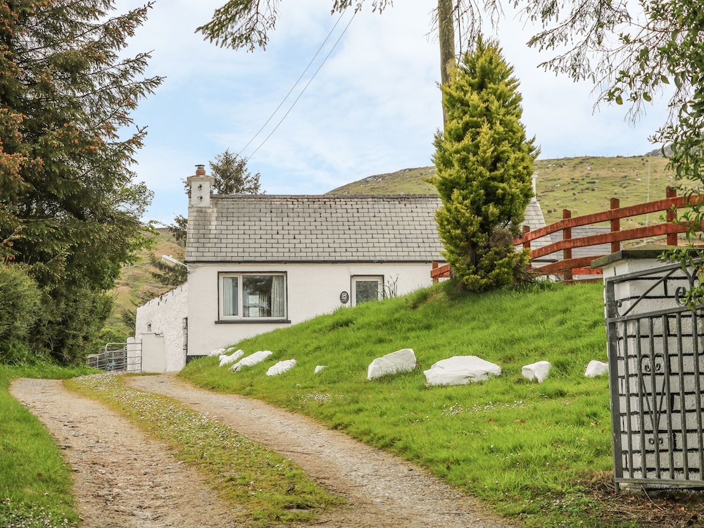 Gapple Cottage view 4