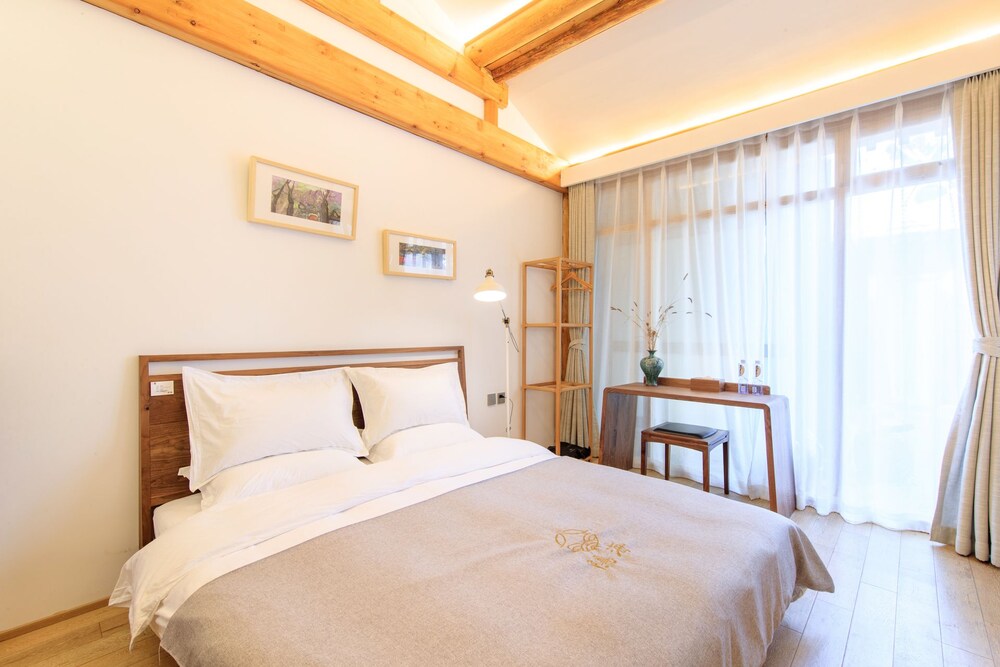 ISVARA Culture Homestay Li Mu Space