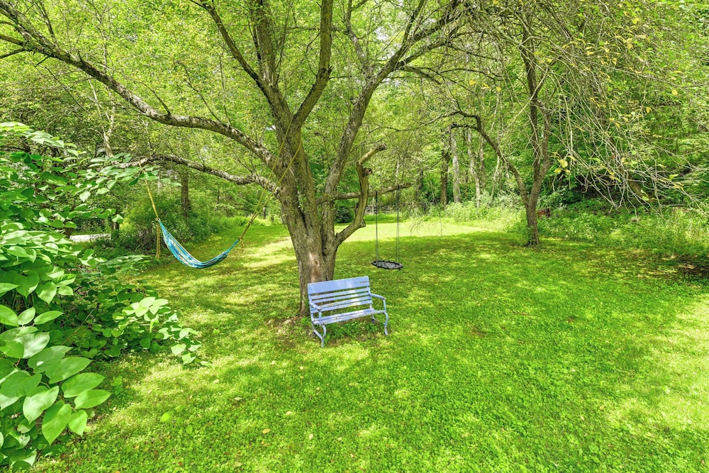 Hike & Fish: Delaware River Cabin w/ Views