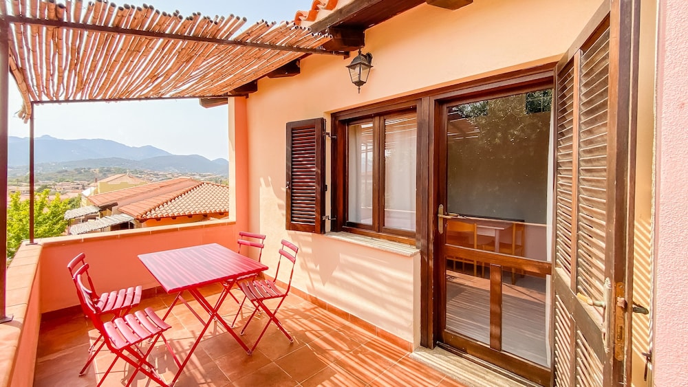 Residence in San Teodoro just 850 mt from the sea