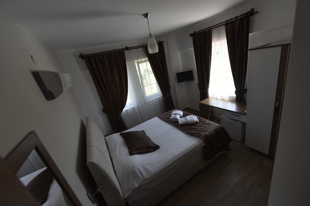 Le Mansion Otel - Image 31