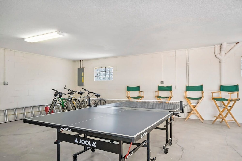 Ocean View By Beach Bikes Game Room Beach Gear