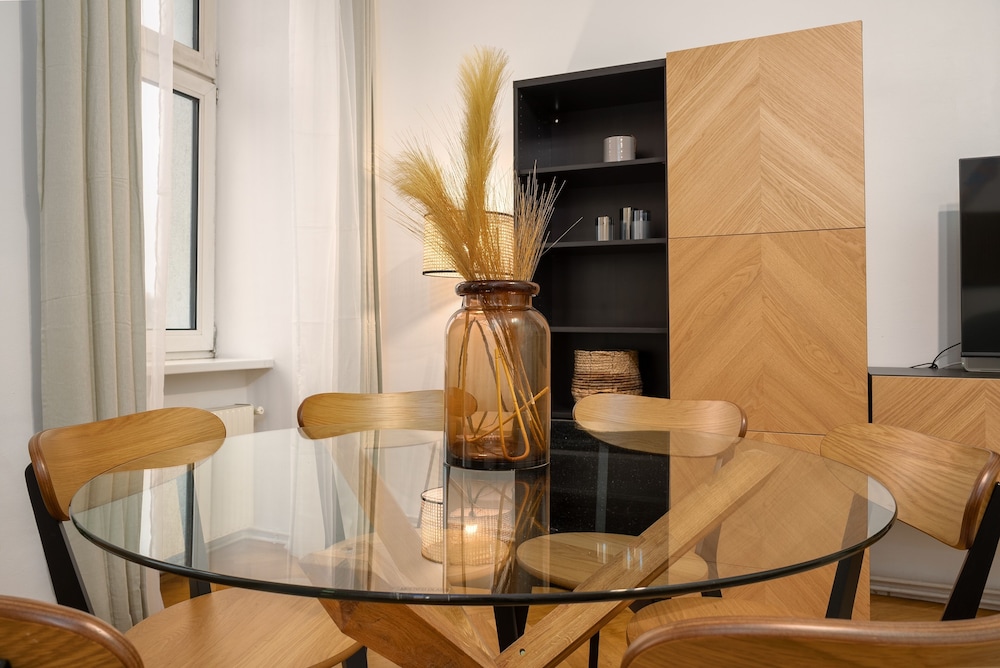 Designer Apartments - Near Danube