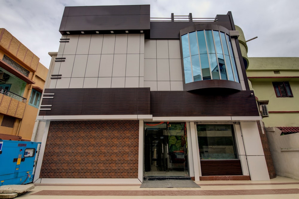 OYO 29204 Hotel Blue Sapphire view 4