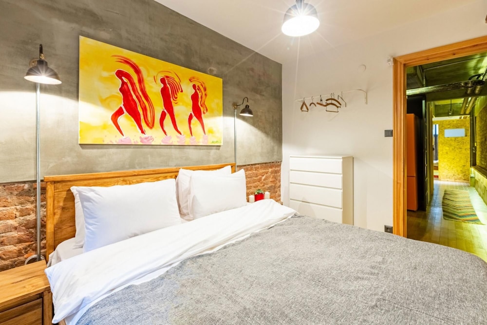 Missafir Apartment With Backyard in Nisantasi