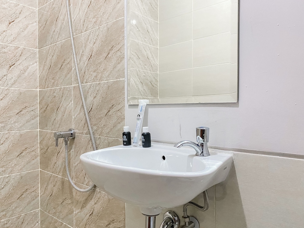 Enjoy and Cozy Living Studio Transpark Juanda Bekasi Timur Apartment