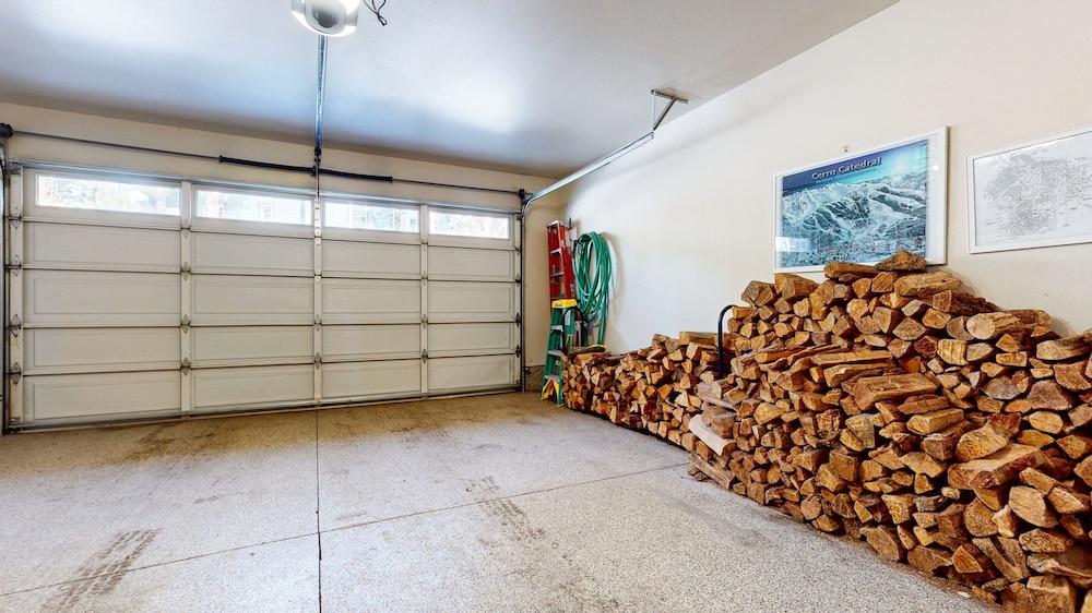 Timbers #2 4 Bedroom Townhouse