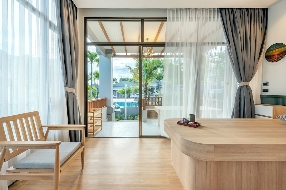 A.Z. Sunrise Resort & Fitness Club
