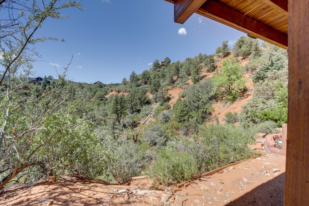 Cozy Pine Getaway w/ Fireplace  Mountain Views! - Property Image 40