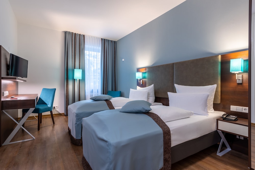 Frankfurt Vacations - Trip Inn Messe Westend - Property Image 36