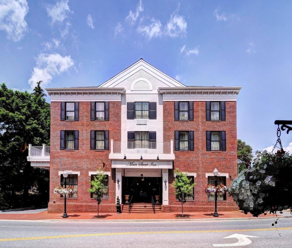 Main Street Inn