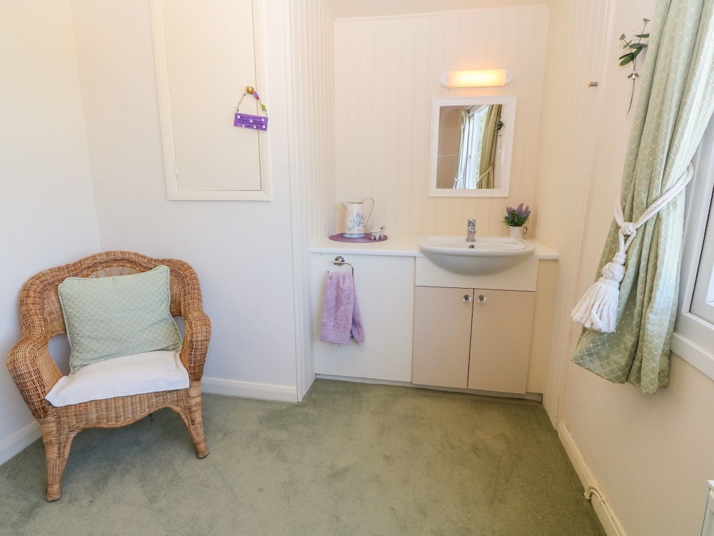 Charming 2 Bed House Near Rhoscolyn,discounts FOR view 3
