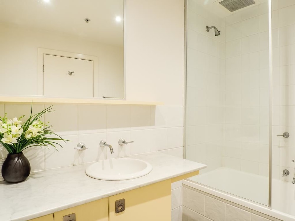 Waterfront By Gold Star Stays