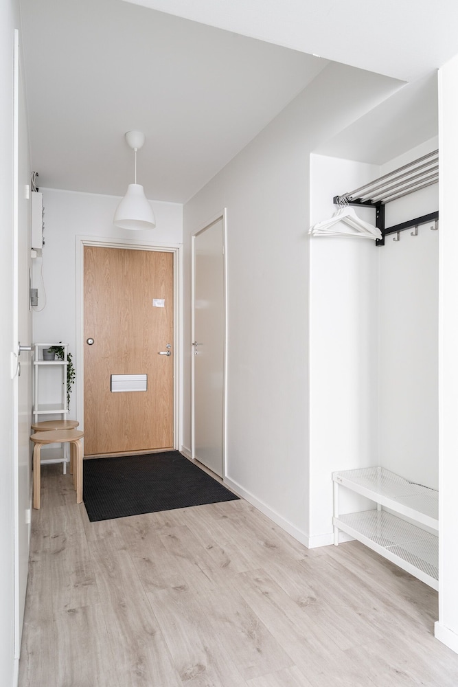 Spacious Downtown Apt with Balcony that Hosts 10 view 3