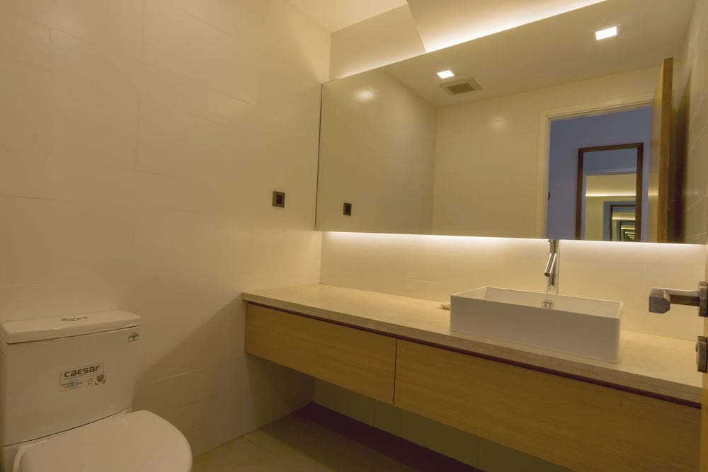 Ocean Villas Beach Resort