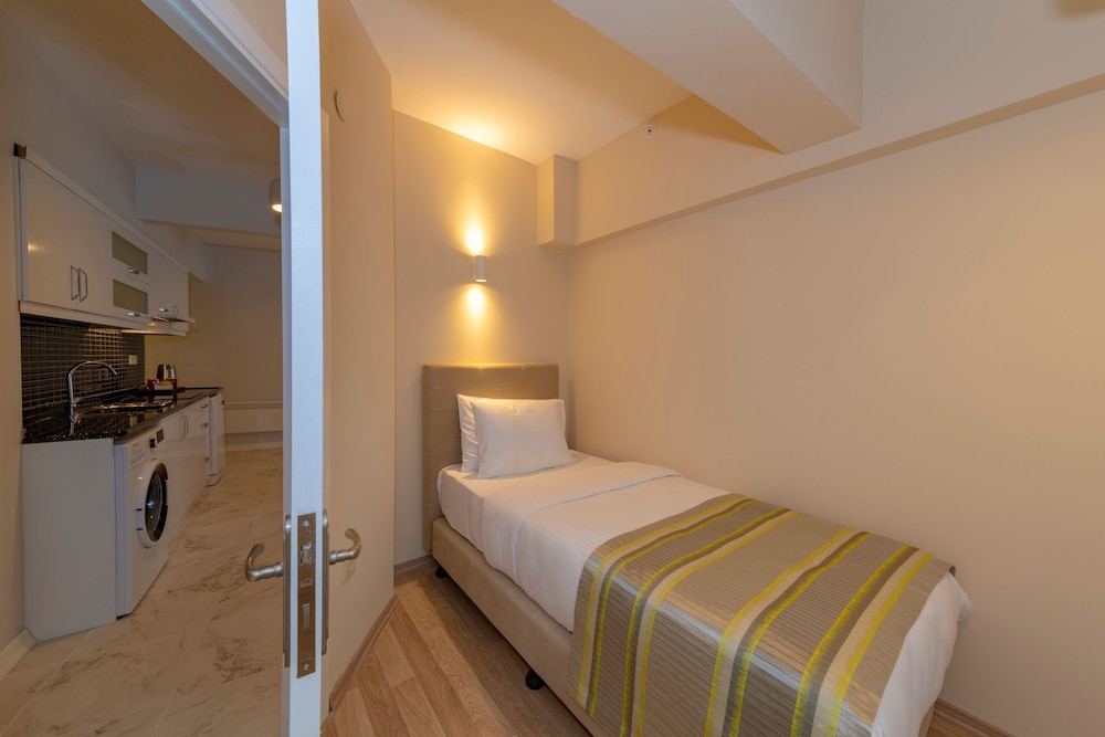 Feri Suites - Image 85