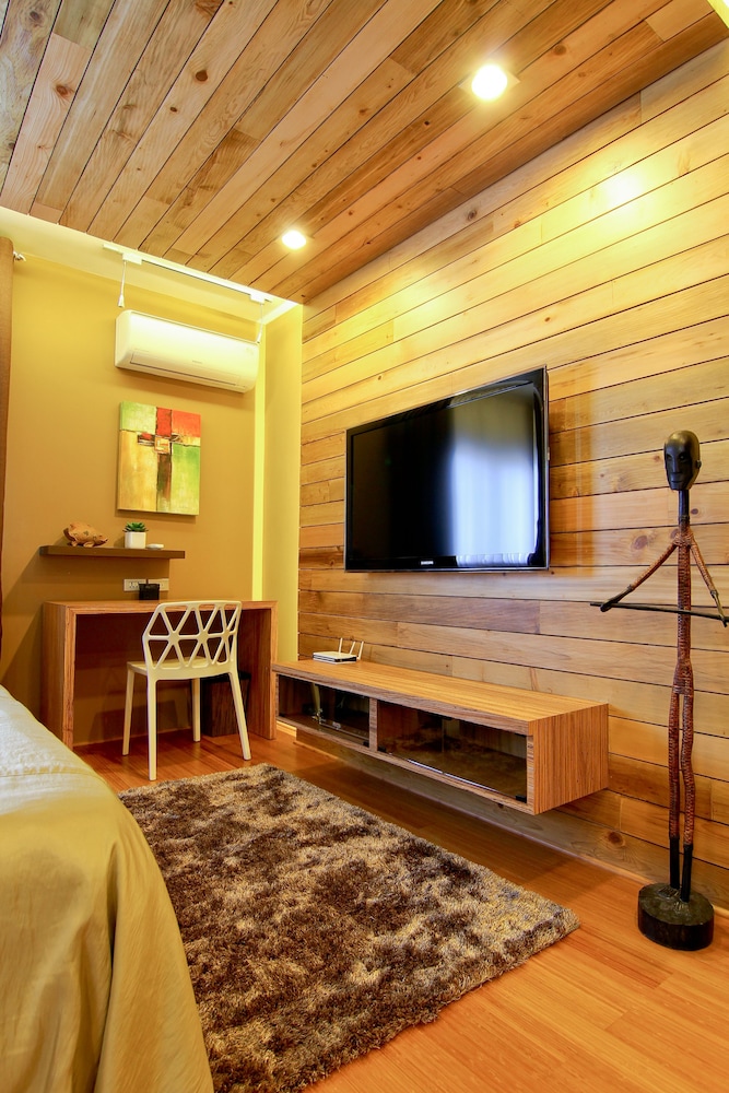 Boracay Suites