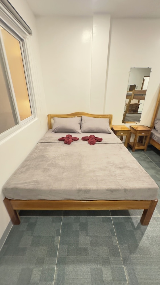 The Palawans Place-b&b