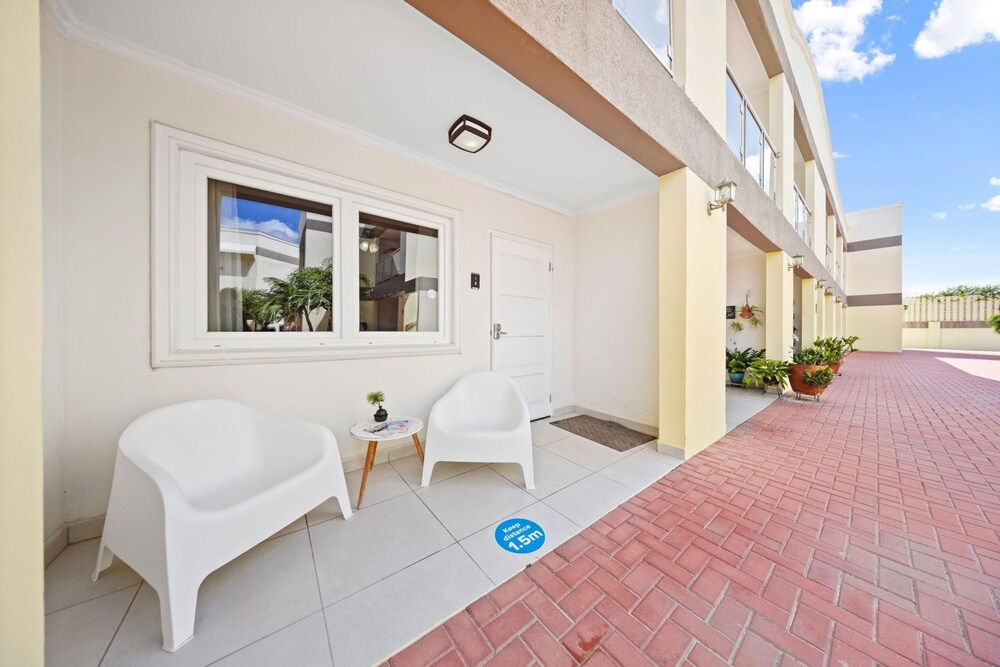 Lovely 1br1ba Condo Walk to Beach Pool BBQ