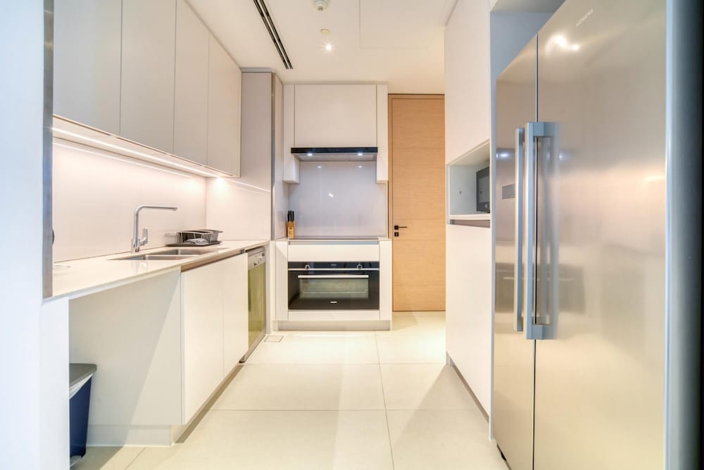 Serene Beachfront Ain Dubai View at Address JBR