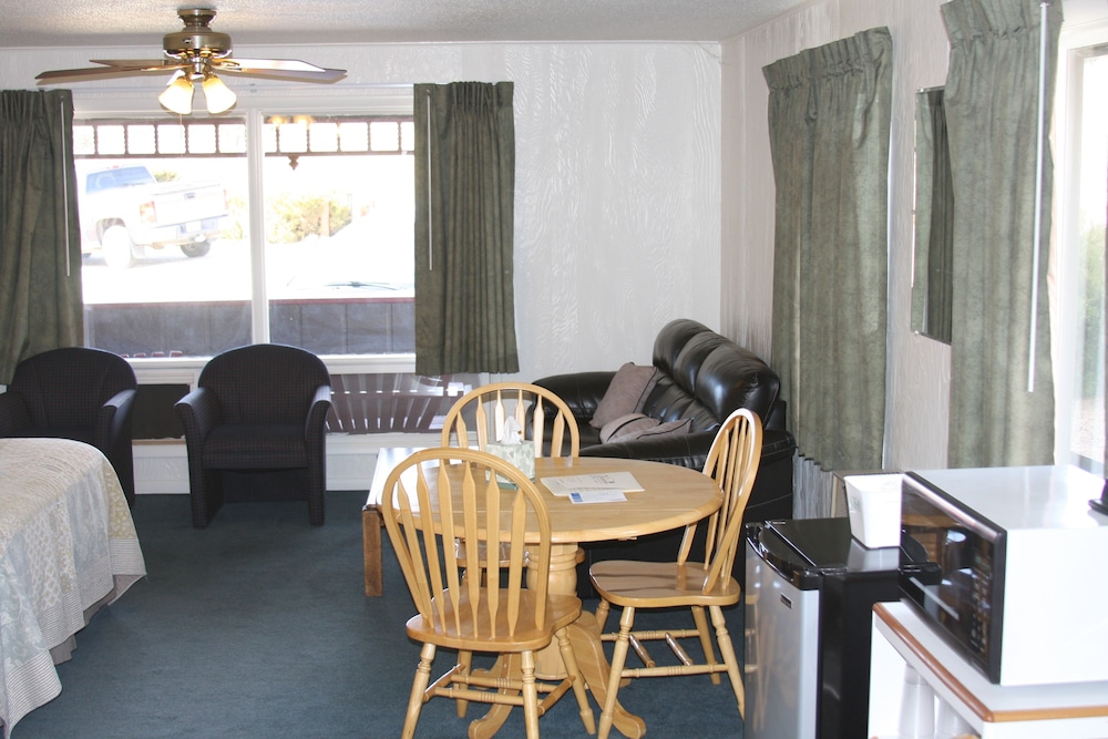 Brynwood on the River - Property Image 136