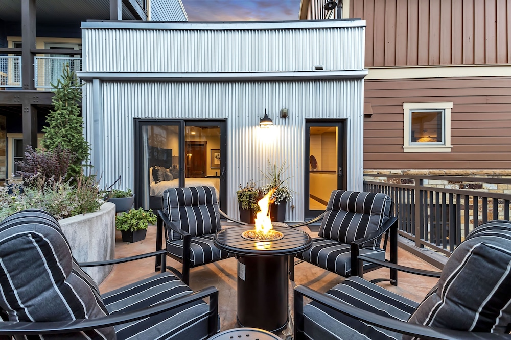 The Peak At Town Lift 3 Bedroom Home